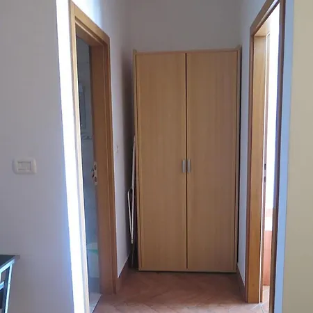 Daire Studio In With Balcony, Air Condition, Wifi Poreč